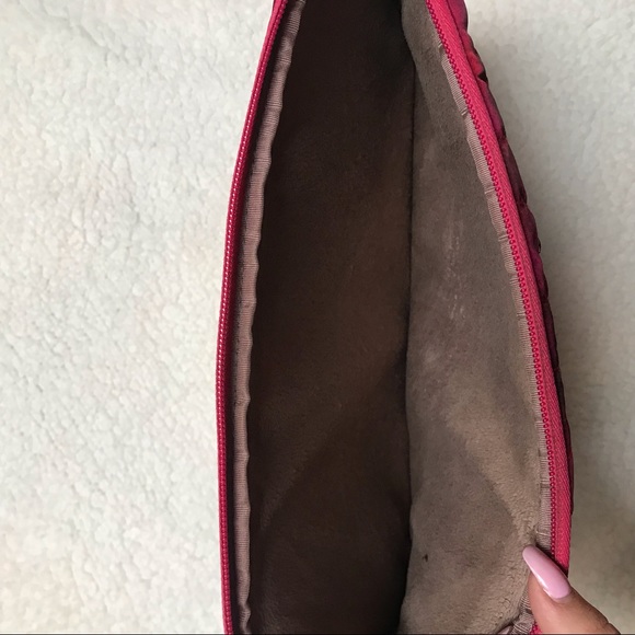 Marc by Marc Jacobs laptop case. - Picture 3 of 4